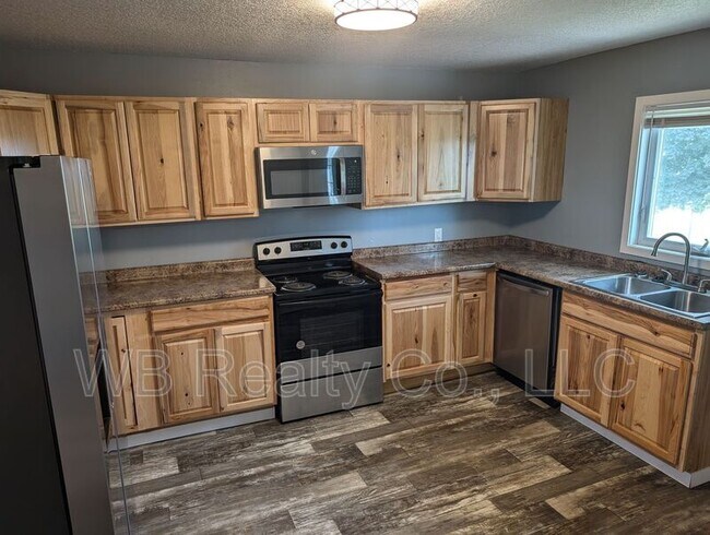 Foto del edificio - 24593 McGruder Creek Rd