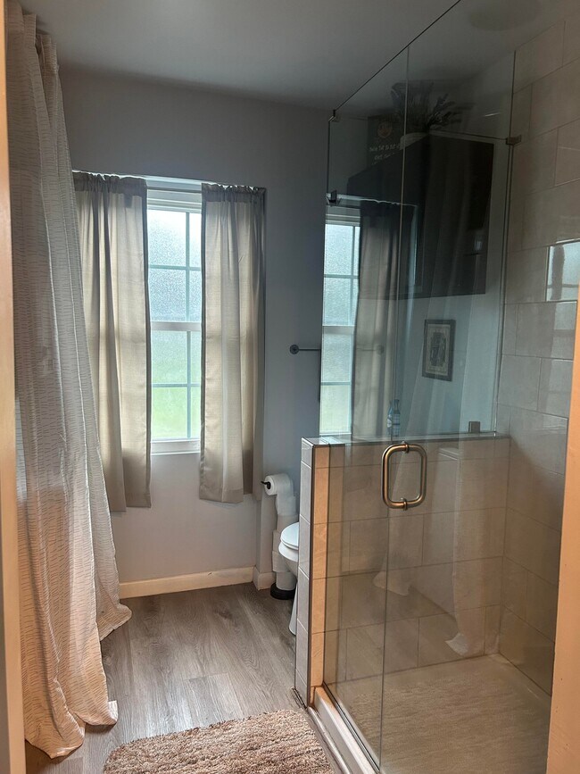 Foto del edificio - 3821 Rosetree Dr