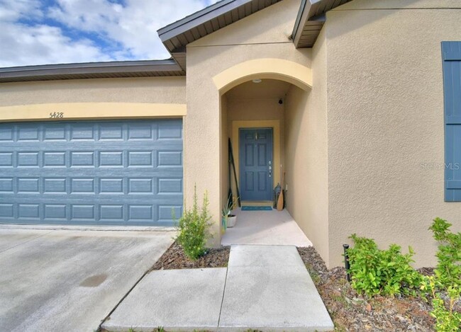 Building Photo - 5428 Animosh Ct
