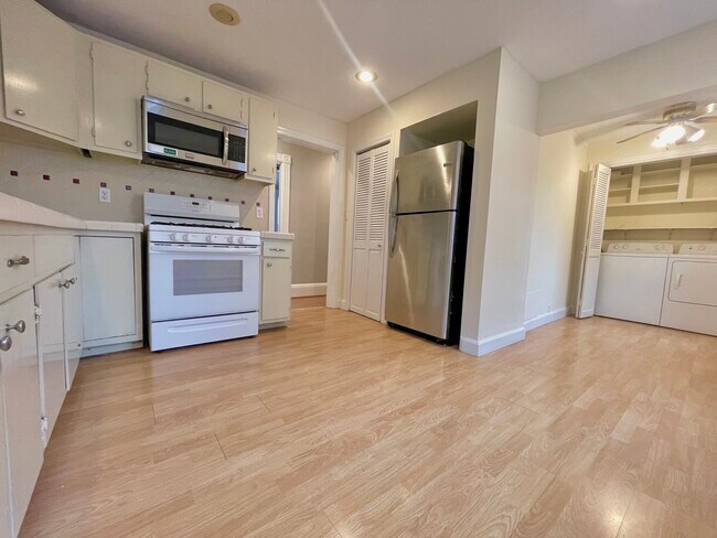 Foto del edificio - 31 Wheatland St