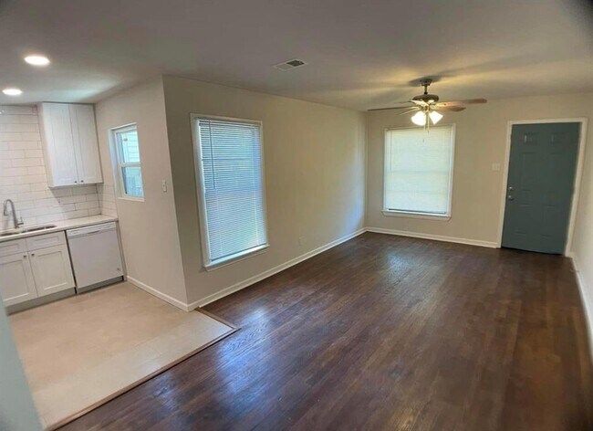 Photo - 3710 Mt Everest St Apartment