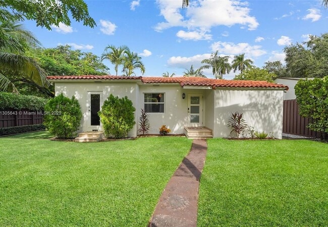 Photo - 2441 Swanson Ave House