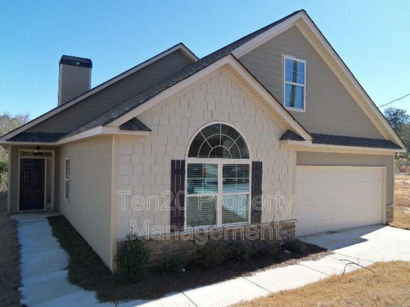 Primary Photo - 1310 Ingersoll Dr