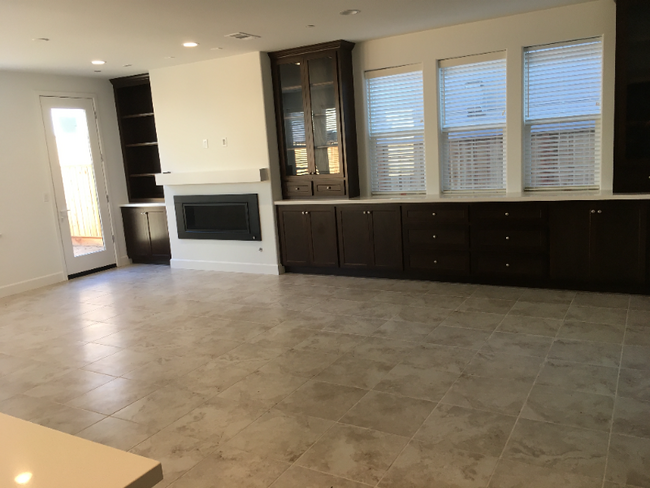 Building Photo - 2608 Lighthouse Ln