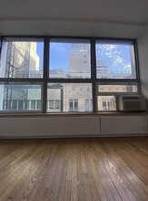 Building Photo - 102 Fulton St