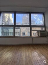 Building Photo - 102 Fulton St