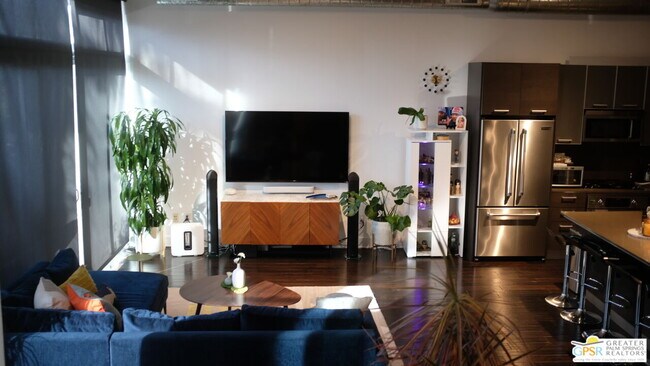 Foto del edificio - 13320 Beach Ave