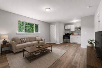 Building Photo - 133 W Ridgewood Ave