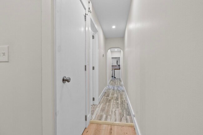 Foto del edificio - 2602 E Cambria St
