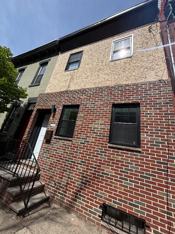 Photo - 1925 Montrose St