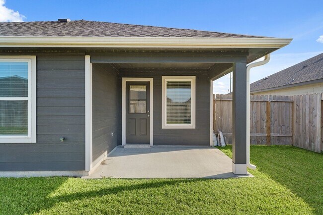 Foto del edificio - 7502 Fierce Friesian Ln