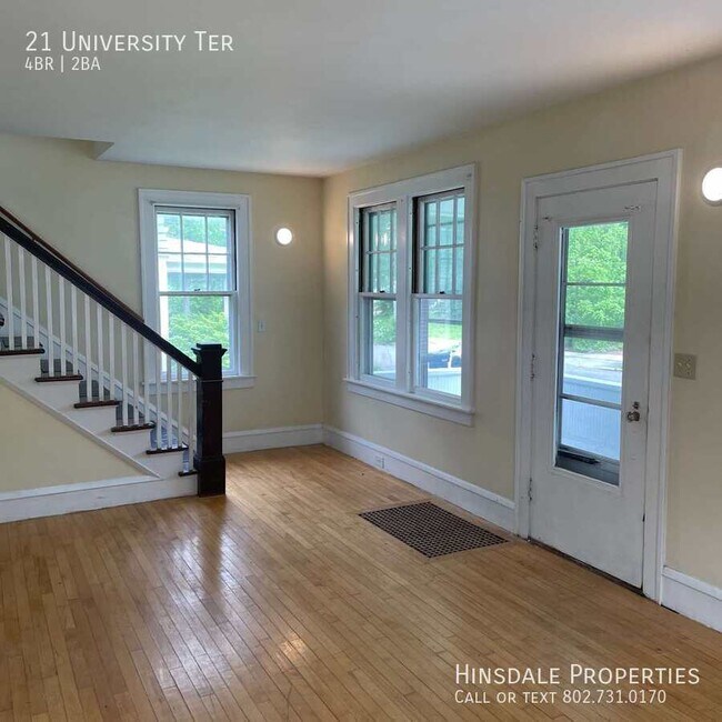 Building Photo - 21 University Terrace