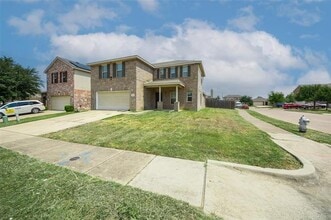 Building Photo - 937 Glenndon Dr