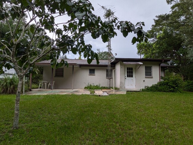 Building Photo - DUNNELLON HOME