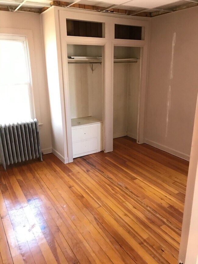 39 Eddy St Unit 1, North Attleboro, MA 02760 Apartments in North