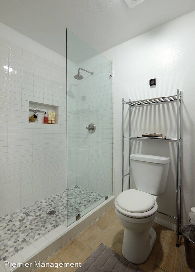 Foto del edificio - 2 br, 2 bath House - 6345 Rancho Mission R...