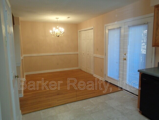 Foto del edificio - 4360 Hunters Club Dr