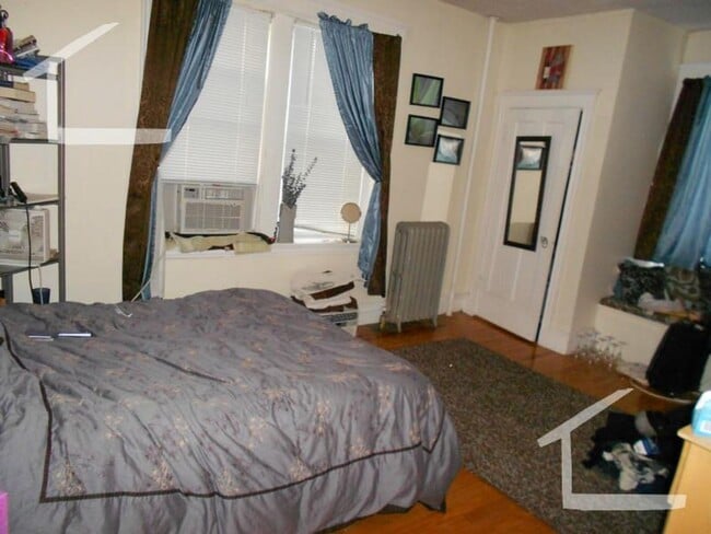 Building Photo - HOT BROOKLINE LISTING!!!!!