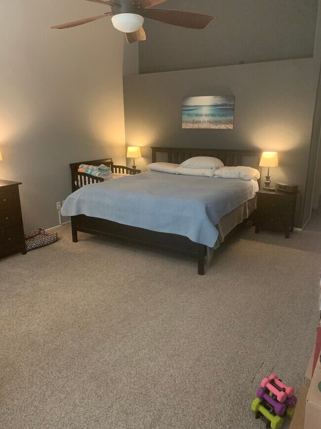 Foto del edificio - 8443 Forget Me not St