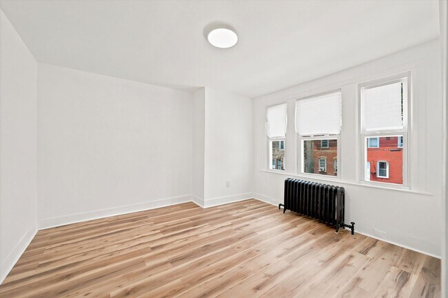 Foto del edificio - 2BR/1BA Home | East Germantown