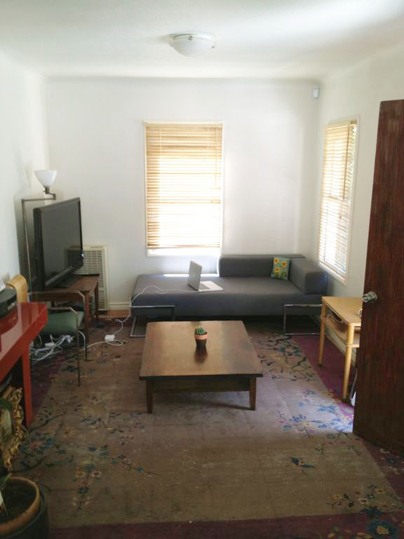 Building Photo - 3219 Hollydale Dr