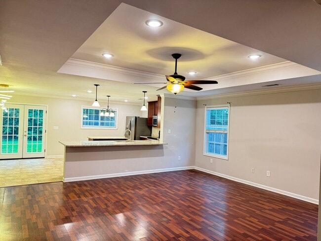 Building Photo - 205 Laramie Circle