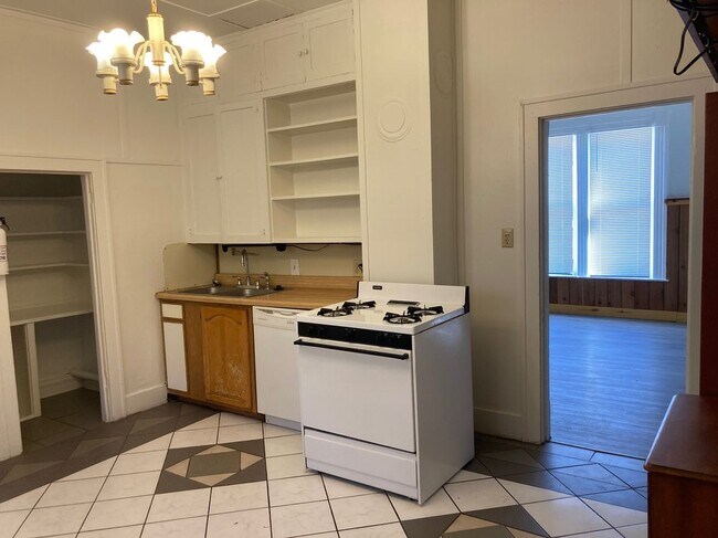 Foto del edificio - 1015 Manitou Ave