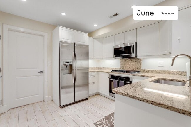 Photo - 1845 Burke St SE Apartment