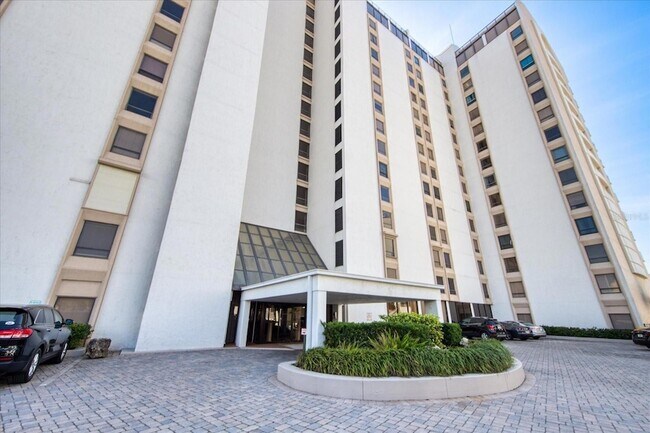 Building Photo - 440 S Gulfview Blvd