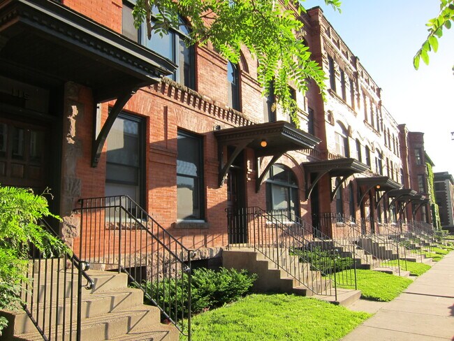 Building Photo - 115 W 15th St
