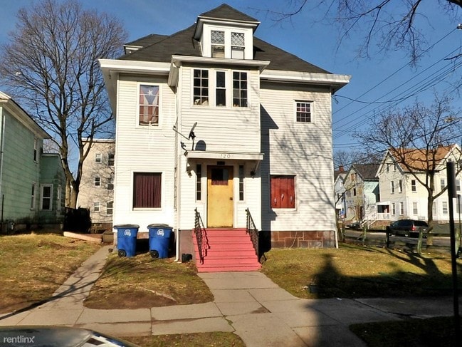 Building Photo - 120 Blatchley Ave
