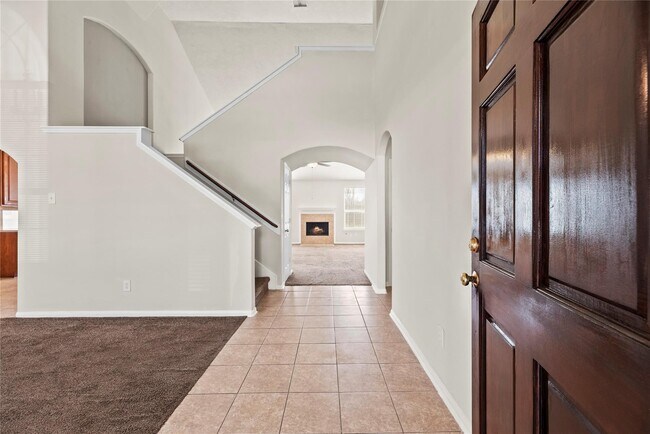 Foto del edificio - 6411 Briar Moss Ln