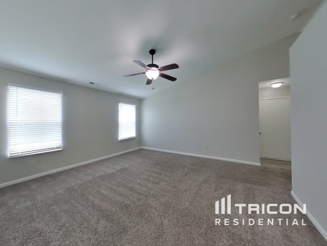 Building Photo - 1267 Niagara Ln