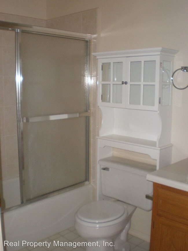 Building Photo - 4310 Lynbrook Loop