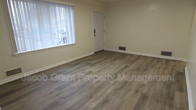 Foto del edificio - 440 E Sutter St