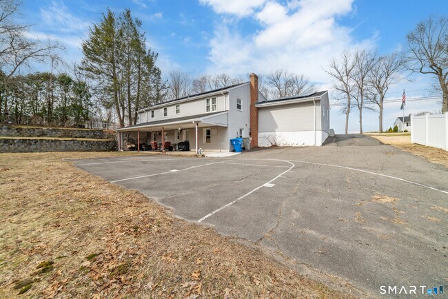 Foto del edificio - 103 Martin Rd