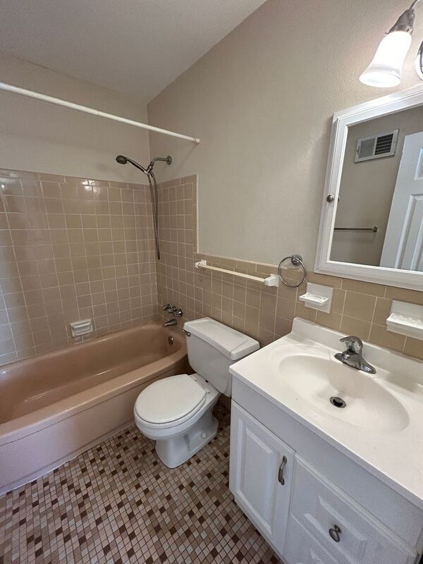 Foto del edificio - 3518 Marshall Ave