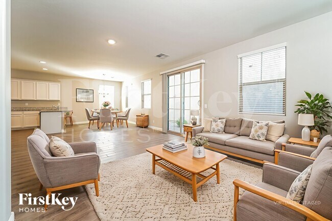 Foto del edificio - 251 N Sunrise