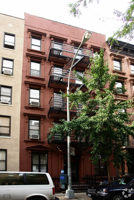 Primary Photo - 344 W 48th St