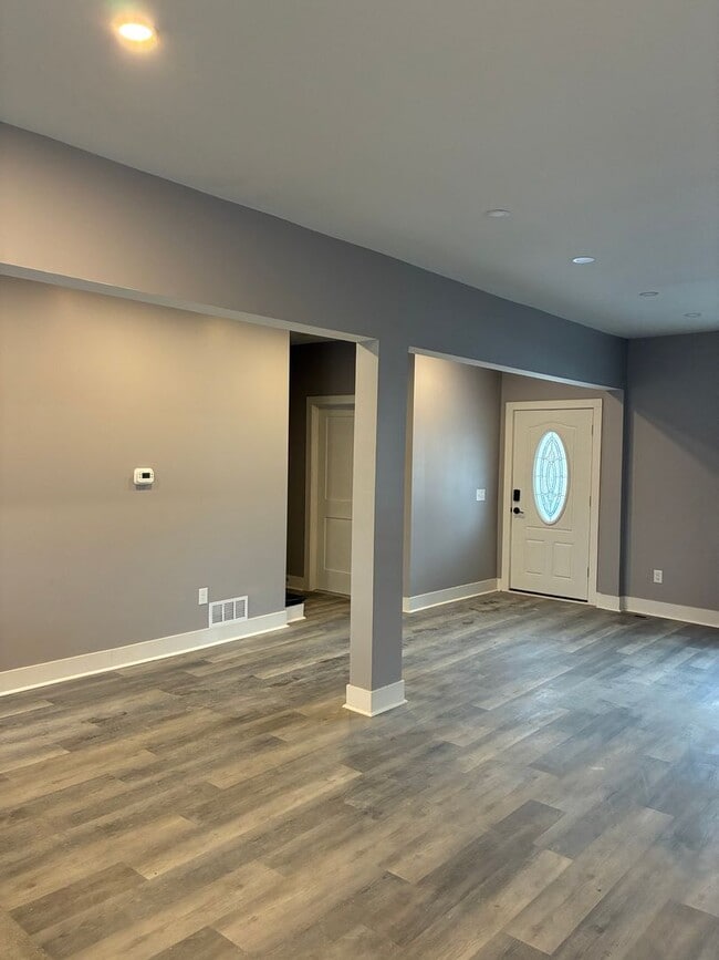 Photo - Every Bedroom Has a Private Bath!!! Balcony, AC, Laundry! New Reno! Avail NOW! House