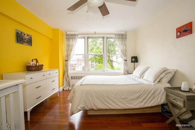Foto del edificio - 1 bedroom in Brooklyn NY 11218