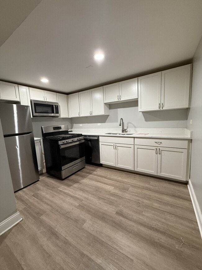 Foto del edificio - 3840 W Fillmore St