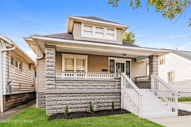Building Photo - 218 S 41st St