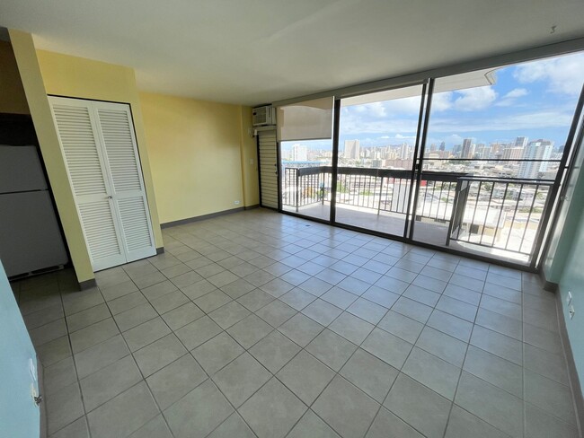 Foto del edificio - 1560 Thurston Ave