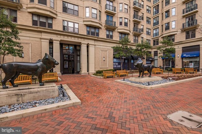 Building Photo - 7710 Woodmont Ave
