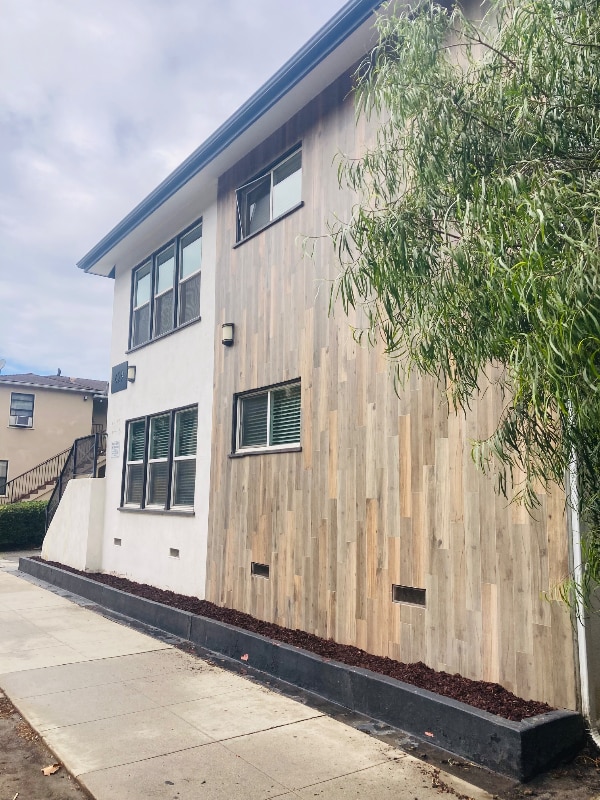 Foto principal - 429 W 3rd St