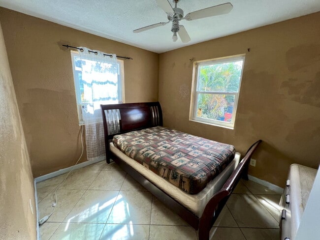 Photo - Spacious Bedroom Shared Living Space – Com... Apartment