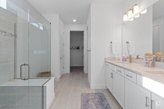 Building Photo - 5939 Gala Dr