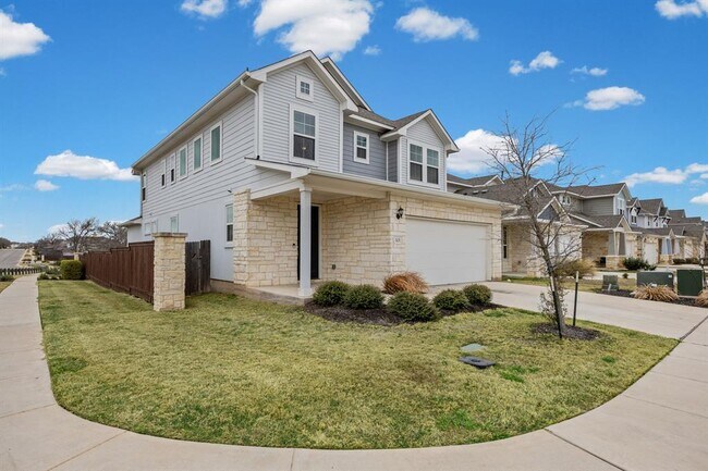 Building Photo - 101 Stone Cyn Dr