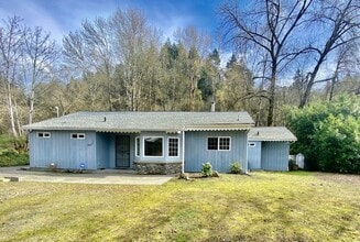 Building Photo - 2447 Maple Vly Hwy